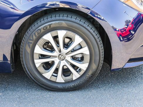 Certified 2022 Toyota Corolla LE FWD image 28