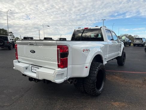 Used 2026 Ford F450 Lariat w/ FX4 Off-Road Package image 11