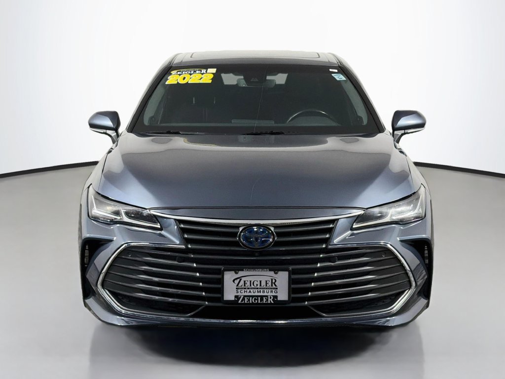 Used 2022 Toyota Avalon Limited w/ Advanced Safety Package FWD image 2