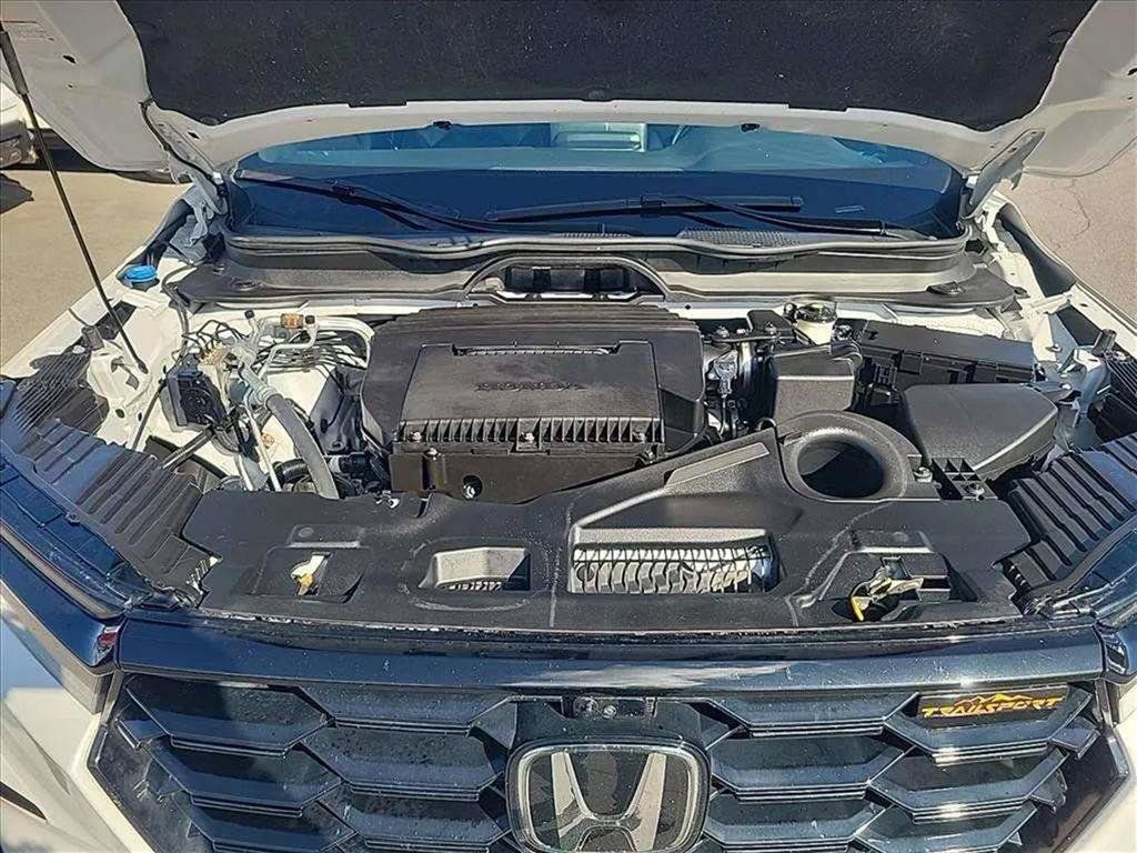 Used 2024 Honda Pilot TrailSport image 37