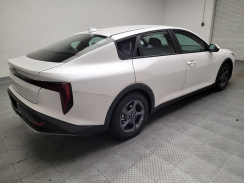 Used 2025 Kia K4 FWD image 9