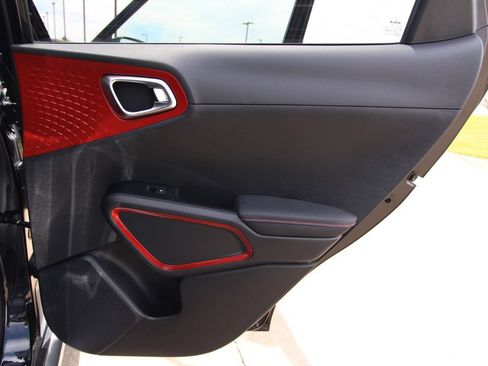 Used 2023 Kia Soul GT-Line FWD image 38