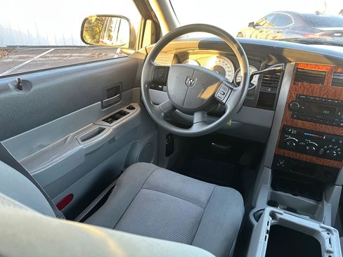 Used 2007 Dodge Durango SLT image 16