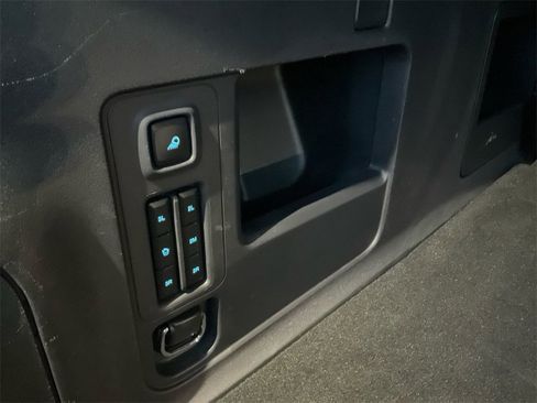 Used 2025 Ford Expedition Max Active image 28