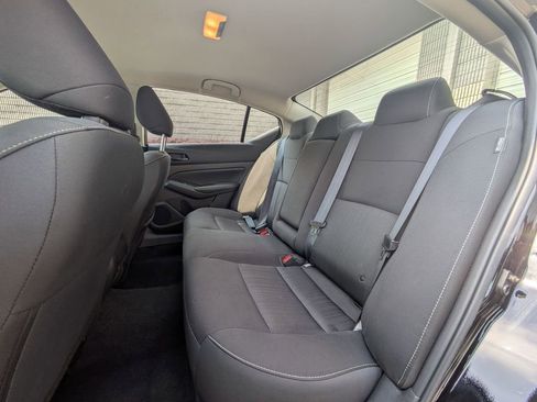 Used 2025 Nissan Altima 2.5 SV image 26