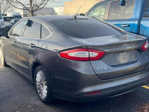 Used 2016 Ford Fusion Energi SE image 3