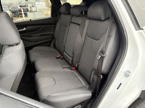 Used 2022 Hyundai Santa Fe SEL w/ Convenience Package image 8