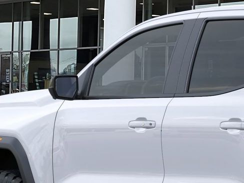 New 2026 GMC Canyon AT4 w/ Technology Plus Package AWD/4WD image 12