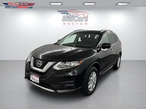 Used 2017 Nissan Rogue SV w/ Sun & Sound Touring Package AWD/4WD image 1