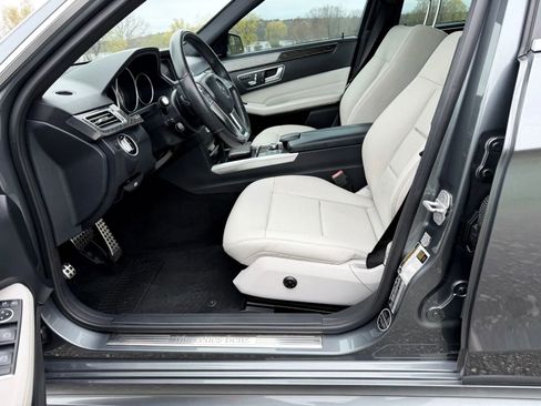 Used 2016 Mercedes-Benz E 350 4MATIC Wagon image 61