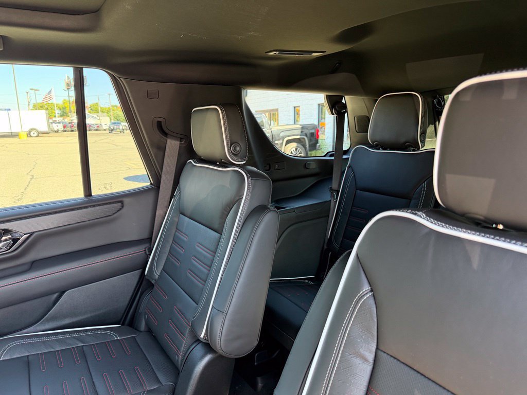 New 2027 GMC Yukon AT4 Ultimate AWD/4WD image 12