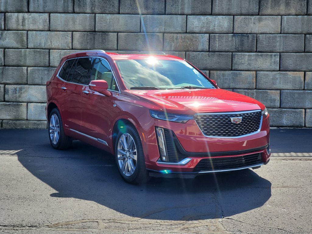 Used 2024 Cadillac XT6 Premium Luxury w/ LPO, Floor Liner Package AWD/4WD image 7