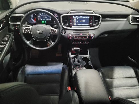 Used 2019 Kia Sorento SX w/ SX Touring Package image 22