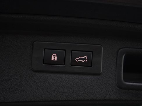 Used 2024 Subaru Forester Touring w/ POP Package 3 AWD/4WD image 5