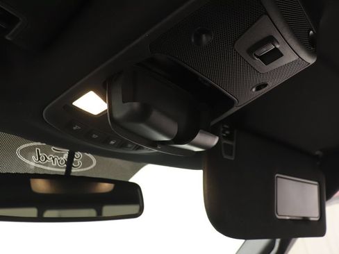 Used 2015 Ford F150 Lariat AWD/4WD image 16