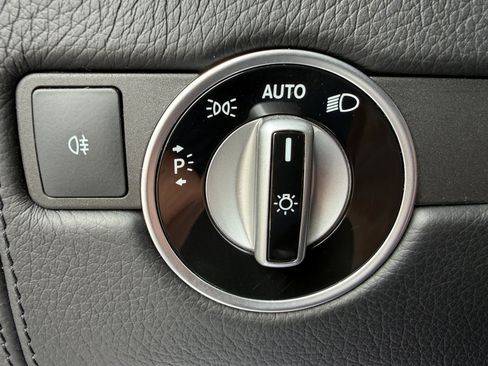 Used 2017 Mercedes-Benz G 550 image 17