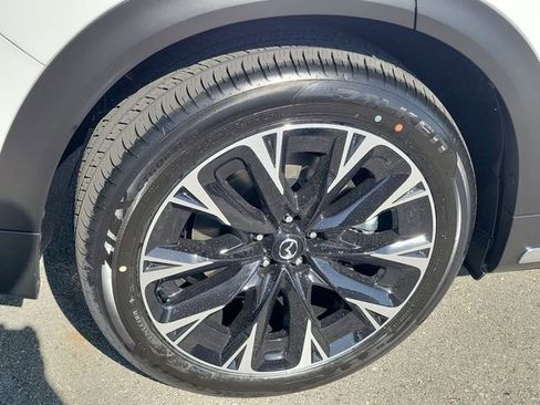 New 2026 MAZDA CX-90 Plug-In Hybrid w/ Premium Plus AWD/4WD image 29