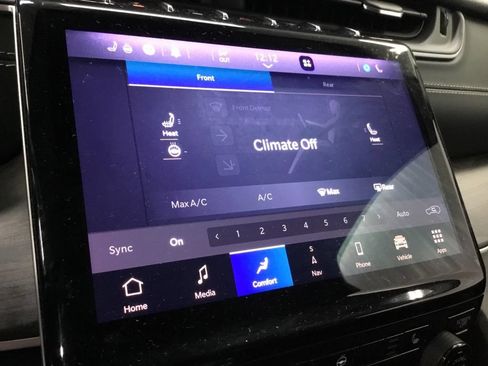 Used 2021 Jeep Grand Cherokee L Limited AWD/4WD image 18