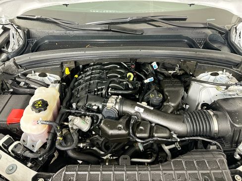 Certified 2023 Jeep Grand Cherokee Altitude AWD/4WD image 36