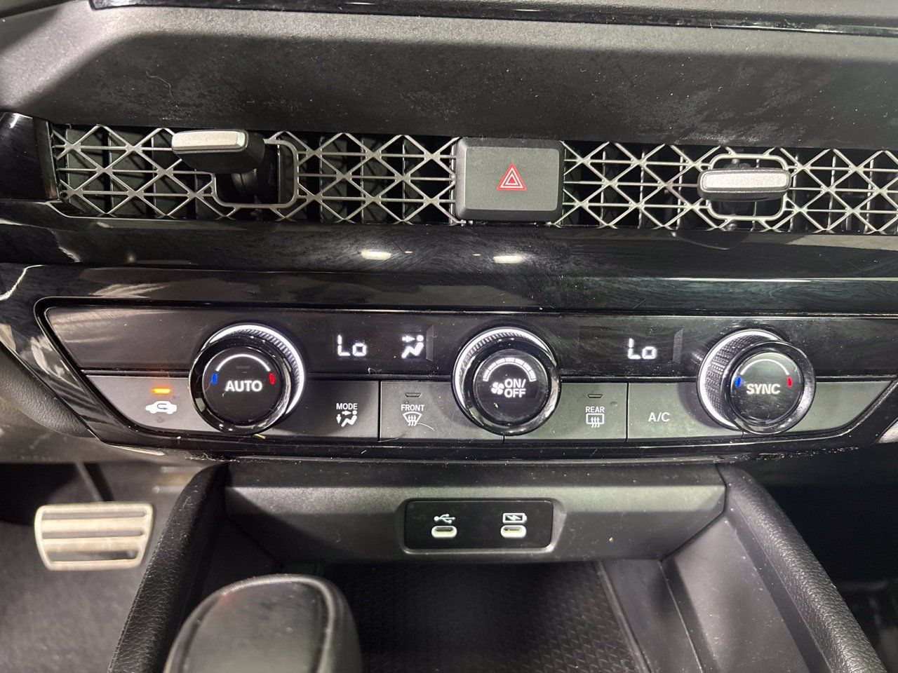 Used 2024 Honda Accord Sport image 17