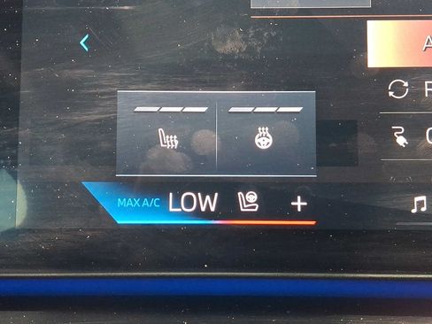 Used 2025 BMW i5 xDrive40 w/ Premium Package AWD/4WD image 27