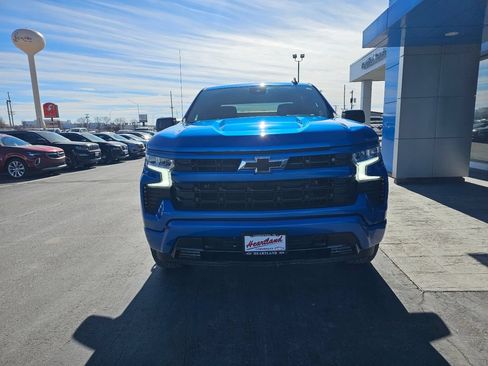 Used 2024 Chevrolet Silverado 1500 RST w/ Z71 Off-Road Package AWD/4WD image 8