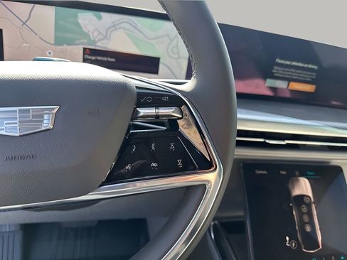 New 2026 Cadillac Escalade IQ Luxury 1 image 30