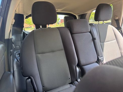 Used 2019 Nissan Pathfinder S AWD/4WD image 3