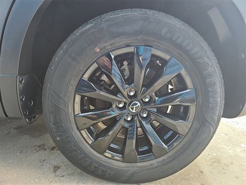 Used 2024 MAZDA CX-50 AWD 2.5 S w/ Preferred Package image 32