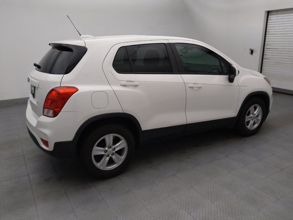 Used 2021 Chevrolet Trax LS w/ Tint and Cruise Package FWD image 10