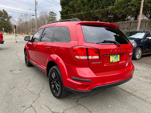 Used 2019 Dodge Journey SE w/ Connectivity Group image 6