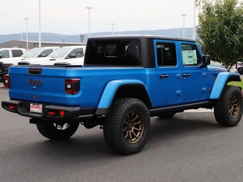 New 2025 Jeep Gladiator Rubicon w/ Safety Group image 8