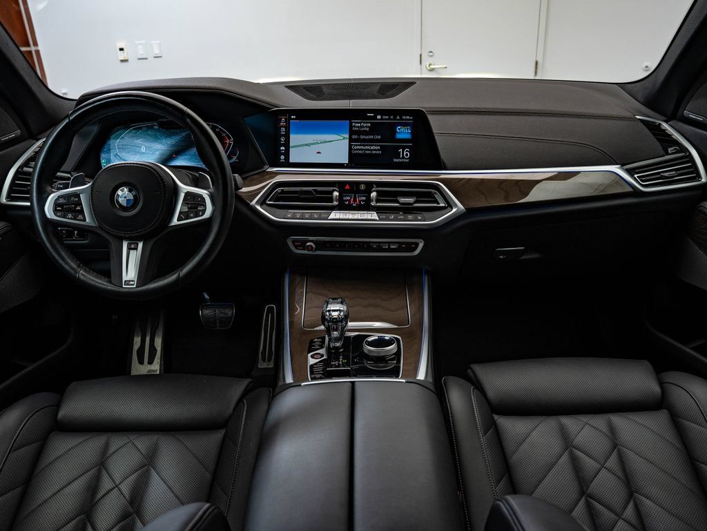 Used 2023 BMW X5 xDrive40i w/ Executive Package AWD/4WD image 36