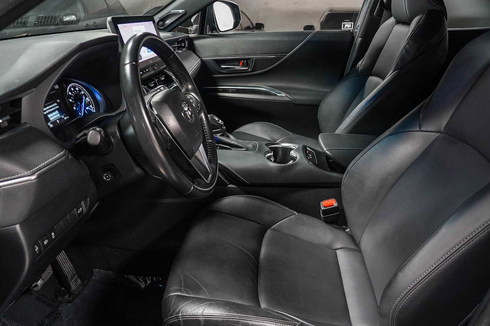 Certified 2023 Toyota Venza XLE AWD/4WD image 20