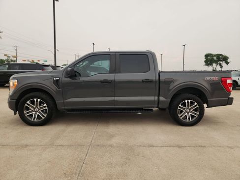 Used 2021 Ford F150 XL w/ STX Appearance Package RWD image 3