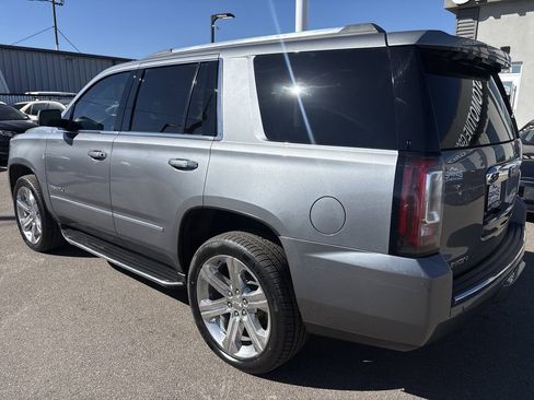 Used 2018 GMC Yukon Denali image 3