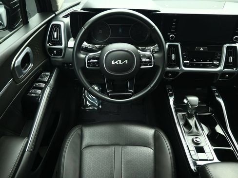 Used 2022 Kia Sorento SX AWD/4WD image 5