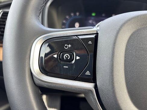 Used 2024 Volvo XC90 B5 Plus image 30