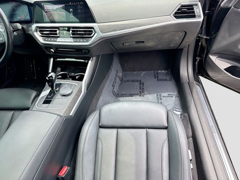 Used 2022 BMW 430i Coupe w/ Convenience Package RWD image 17
