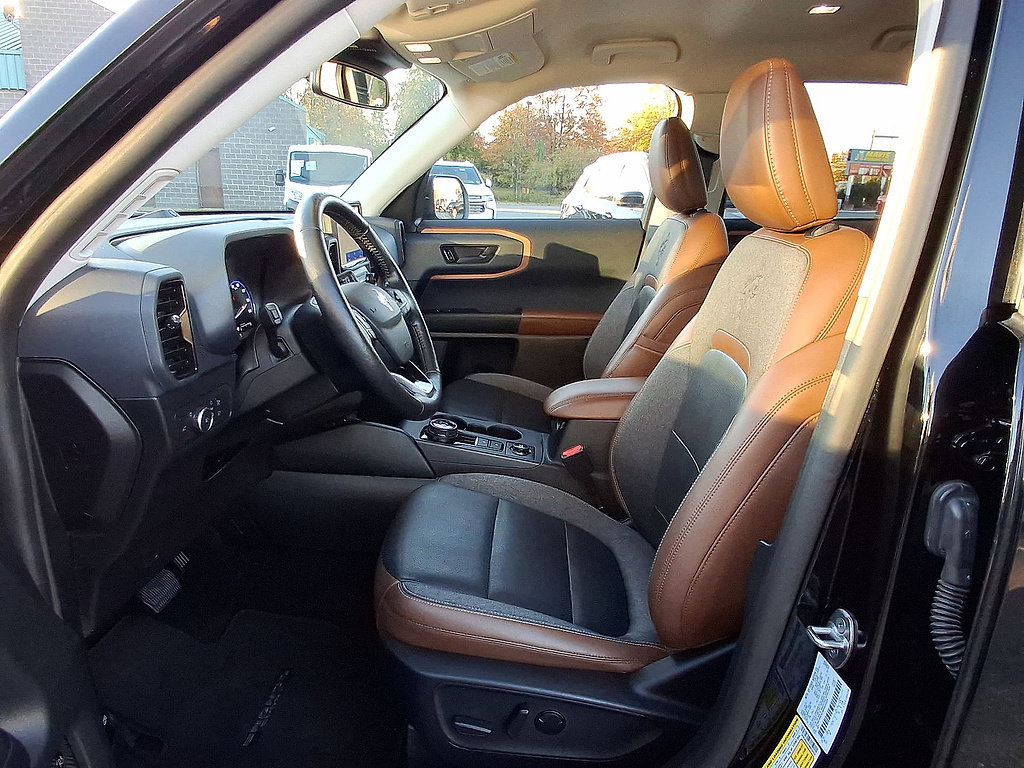 Used 2021 Ford Bronco Sport Outer Banks w/ Outer Banks Package (96D) AWD/4WD image 17
