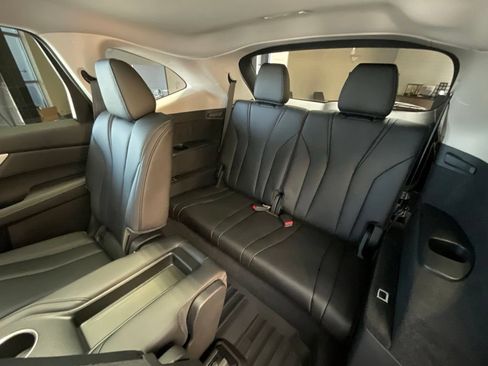 Certified 2025 Acura MDX SH-AWD image 26