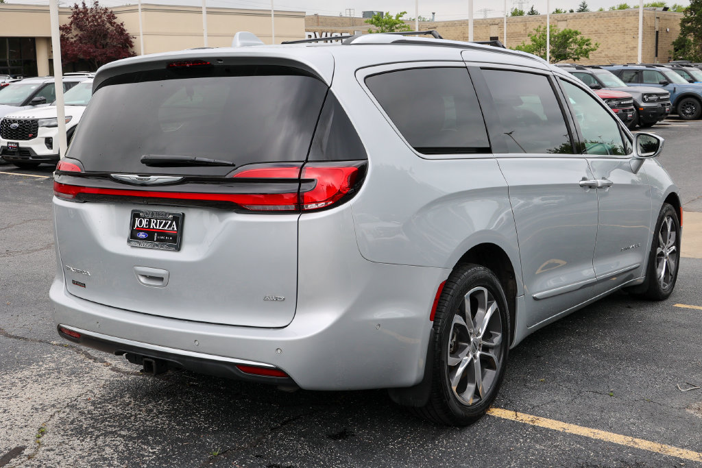 Used 2022 Chrysler Pacifica Pinnacle AWD/4WD image 28