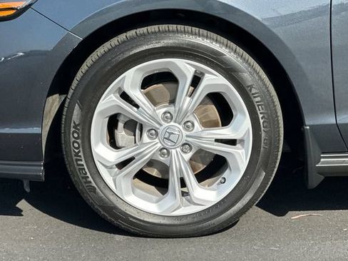 Certified 2024 Honda Accord LX image 31