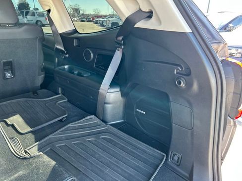 Used 2022 Subaru Ascent Touring image 37