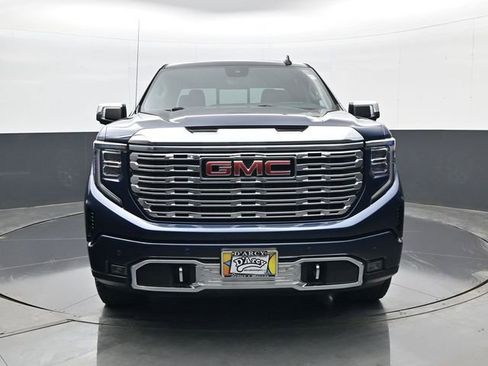 Used 2023 GMC Sierra 1500 Denali w/ Technology Package image 2