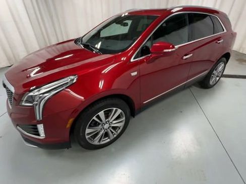 Certified 2023 Cadillac XT5 Premium Luxury AWD/4WD image 4
