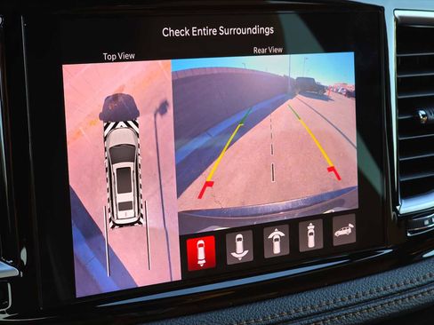 Used 2022 Chrysler Pacifica Pinnacle image 26