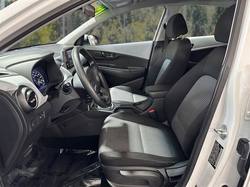 Used 2019 Hyundai Kona SE AWD/4WD image 9