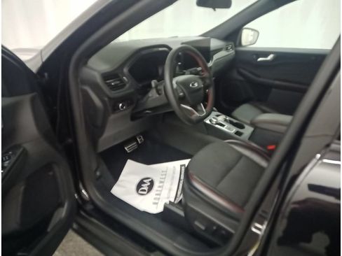 Used 2023 Ford Escape ST-Line Select w/ Tech Pack #2 AWD/4WD image 6