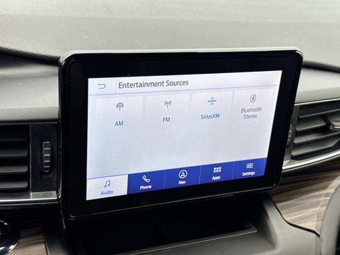 Used 2020 Ford Explorer Limited image 30